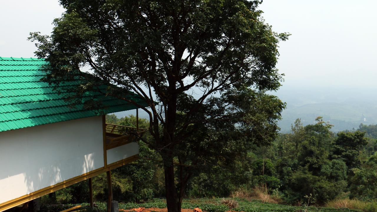 Vythiri Hills Hotel Buitenkant foto