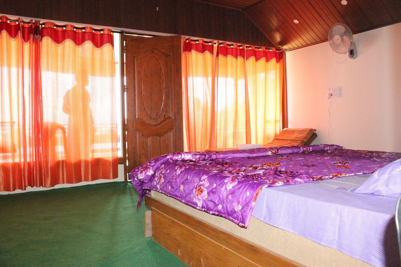 Vythiri Hills Hotel Buitenkant foto
