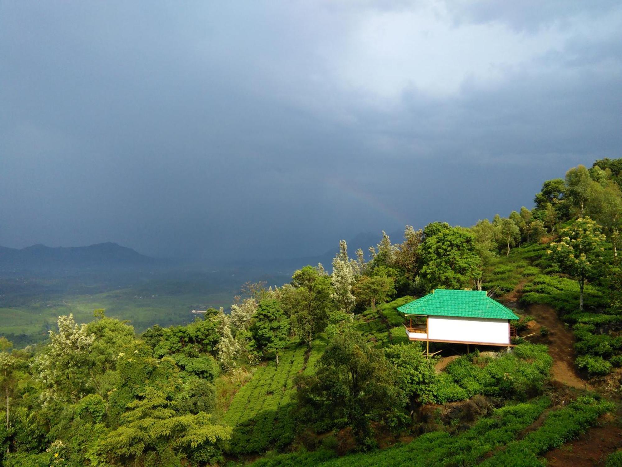 Vythiri Hills Hotel Buitenkant foto